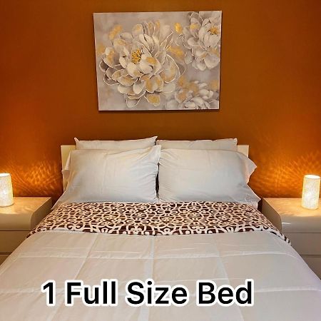 Spotless Guest Room With Shared Bathroom 올랜도 외부 사진