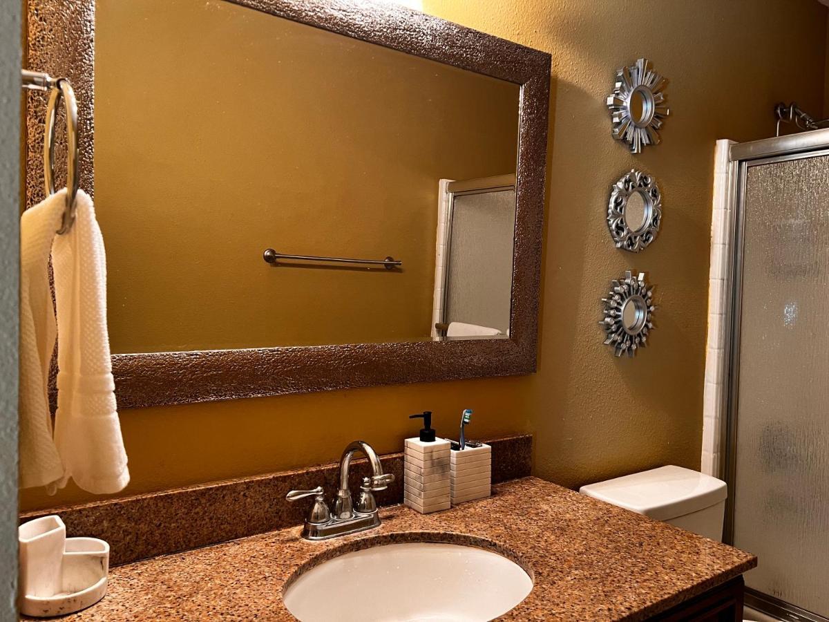 Spotless Guest Room With Shared Bathroom 올랜도 외부 사진