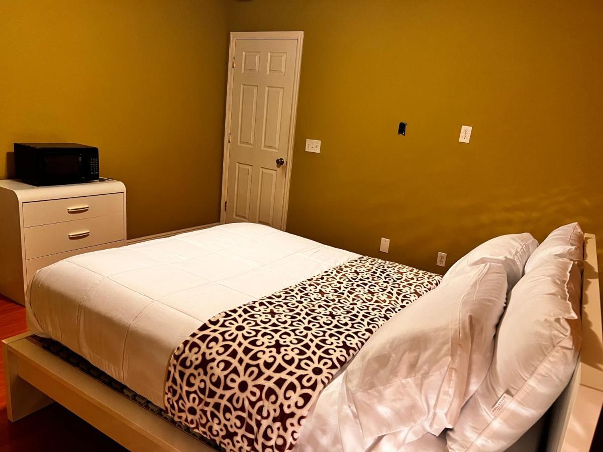 Spotless Guest Room With Shared Bathroom 올랜도 외부 사진